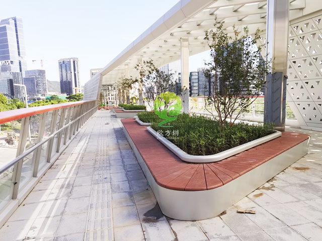 不銹鋼花池坐凳美化深圳前?？缃止珗@G9天橋城市戶外景觀